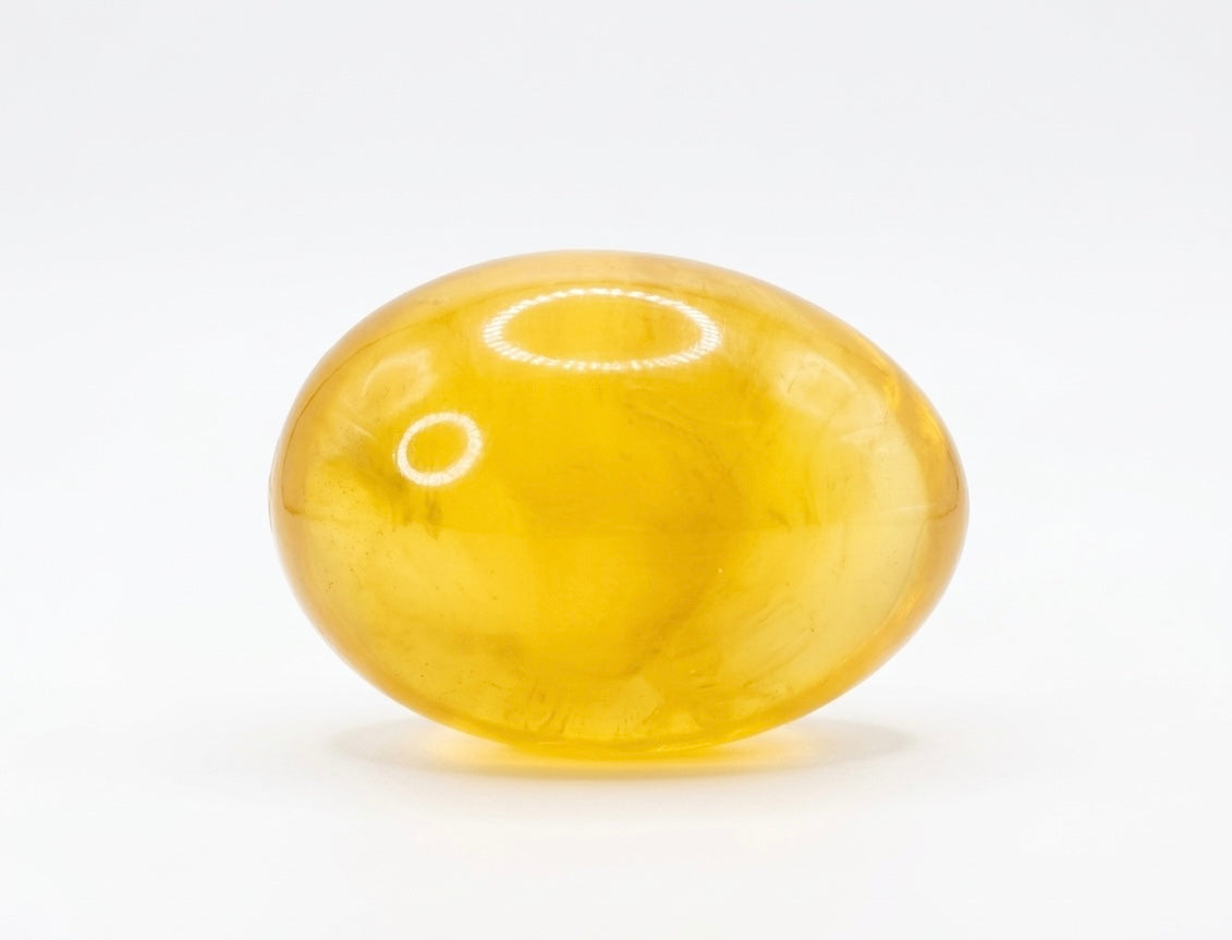 Egg Soap (Mesh bag included- for best results, lather & use soap while in the mesh bag)